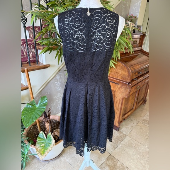 Tommy Hilfiger fit and flare lace ladies line sleeveless dress size 8 - Picture 9 of 15